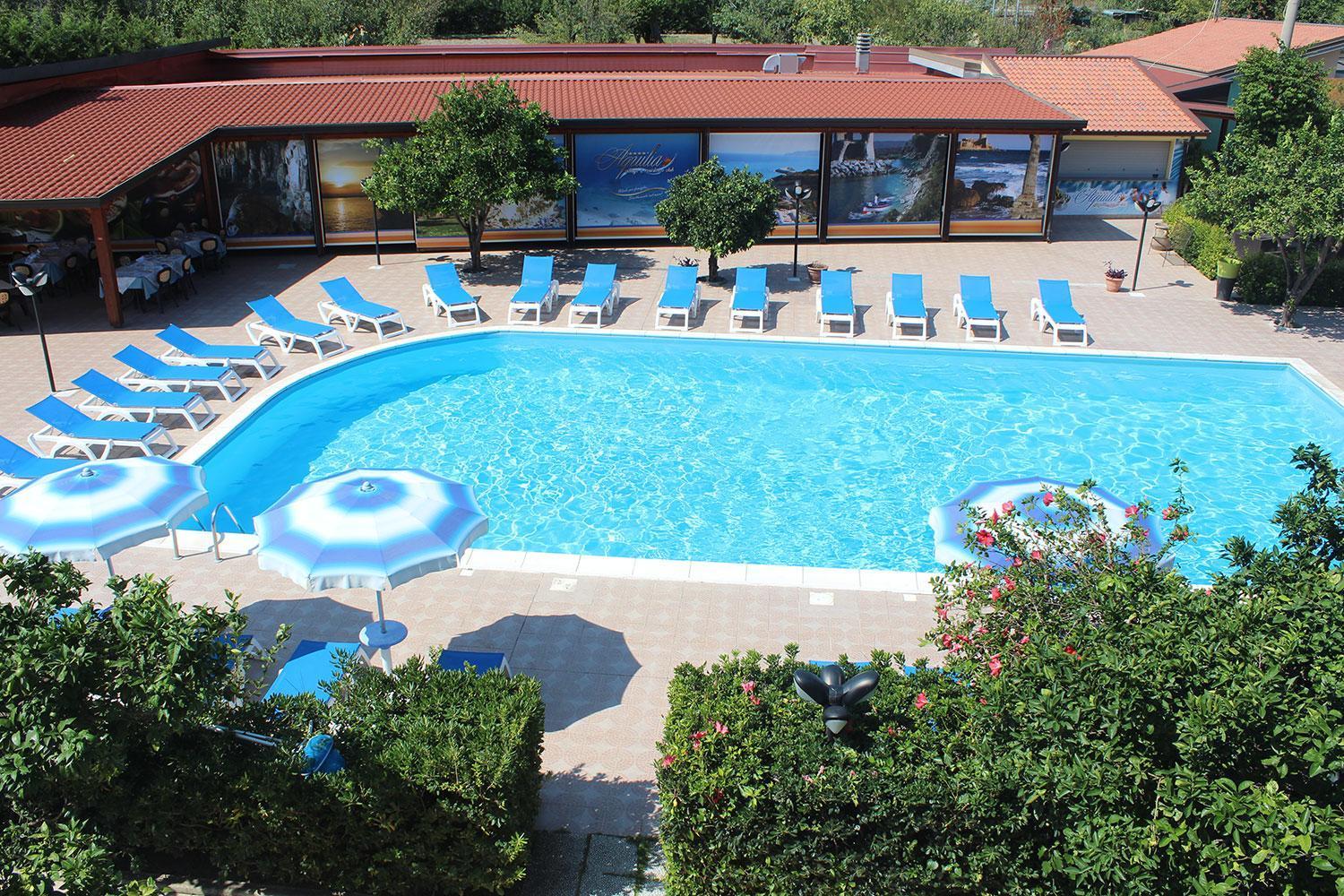 Club Esse Aquilia Beach Village Badolato Marina ภายนอก รูปภาพ